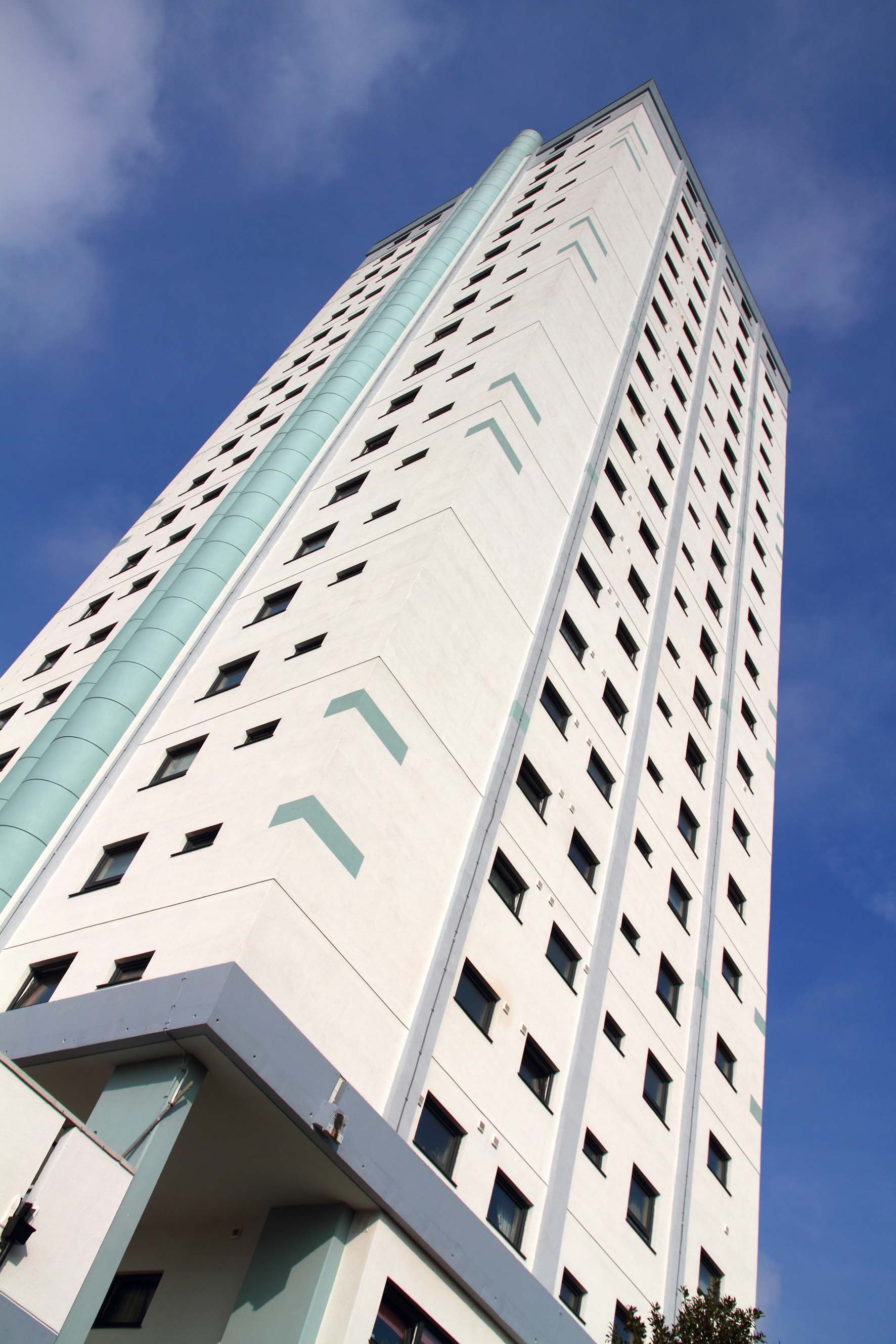 Saint-Gobain Weber External Wall Insulation Improves Iconic Tower Block ...